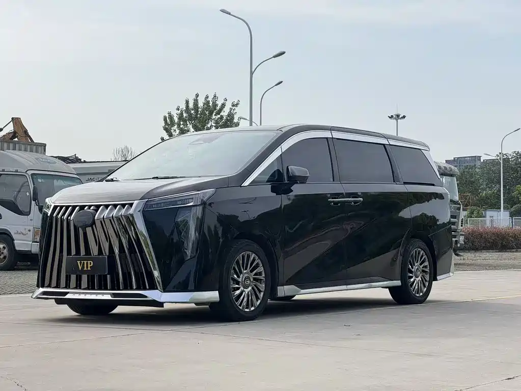 GAC Motor Trumpchi M8 2023 — фото 1