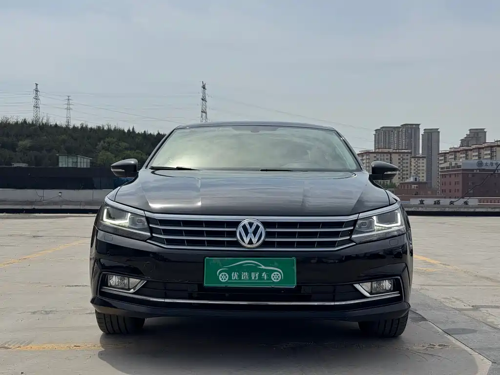 Volkswagen Passat 2016 — фото 2