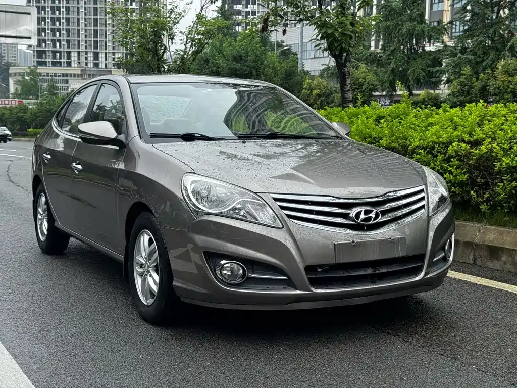 Hyundai Elantra 2015 — фото 3