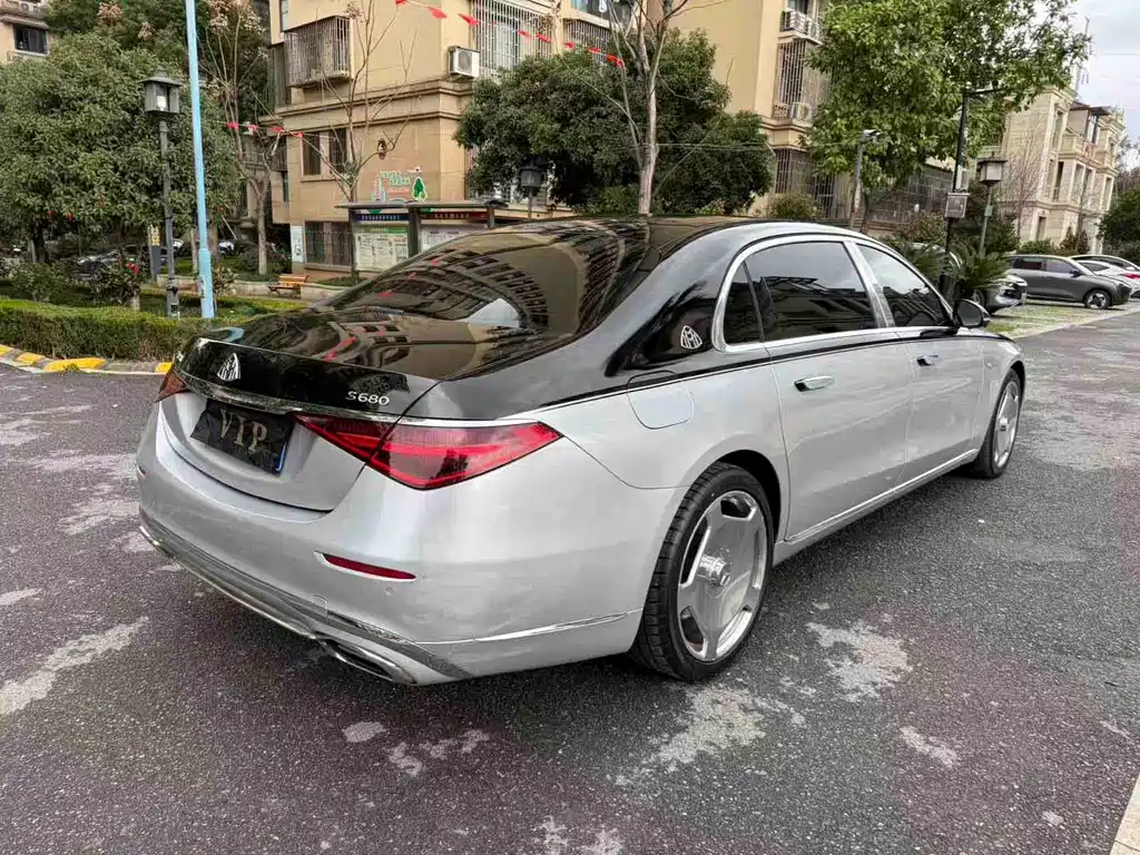 Mercedes-Benz Maybach S-Class 2023