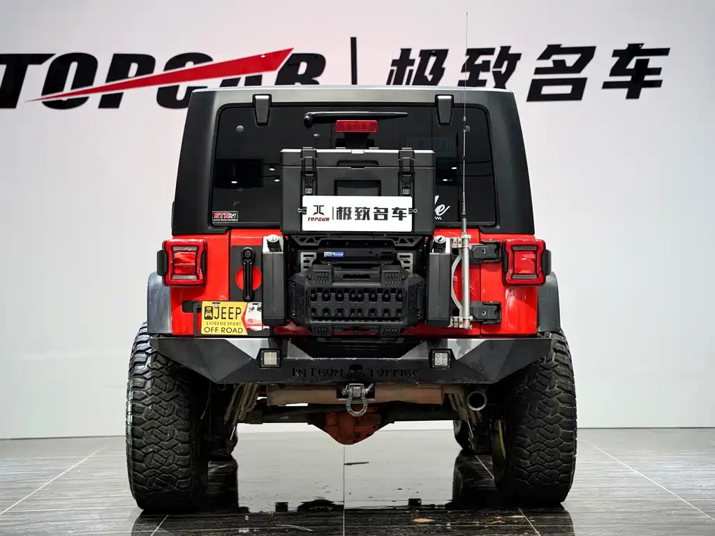 Jeep Wrangler 2010 — фото 5