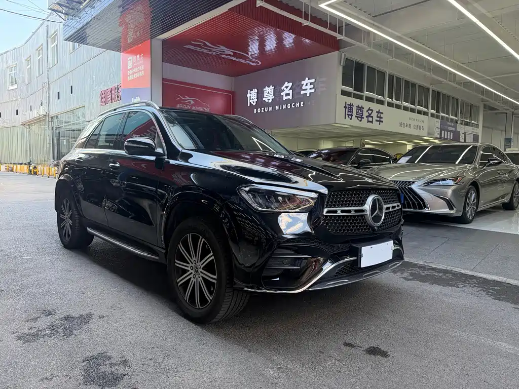 Mercedes-Benz GLE 2024 — фото 3