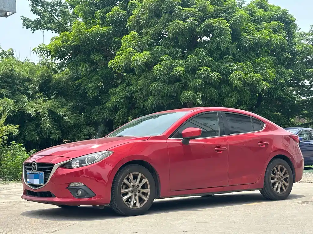 Mazda 3 Angkesela 2015