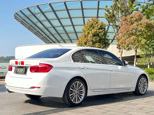 BMW 3 Series 2018