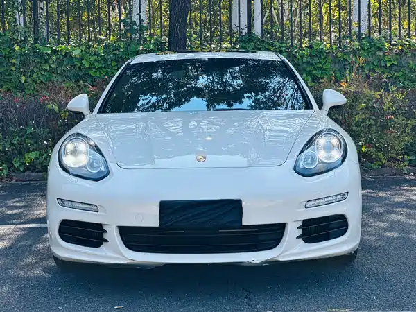 Porsche Panamera 2016