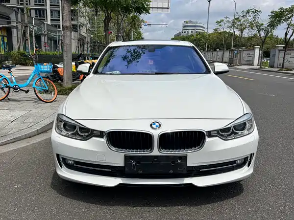 BMW 3 Series 2015