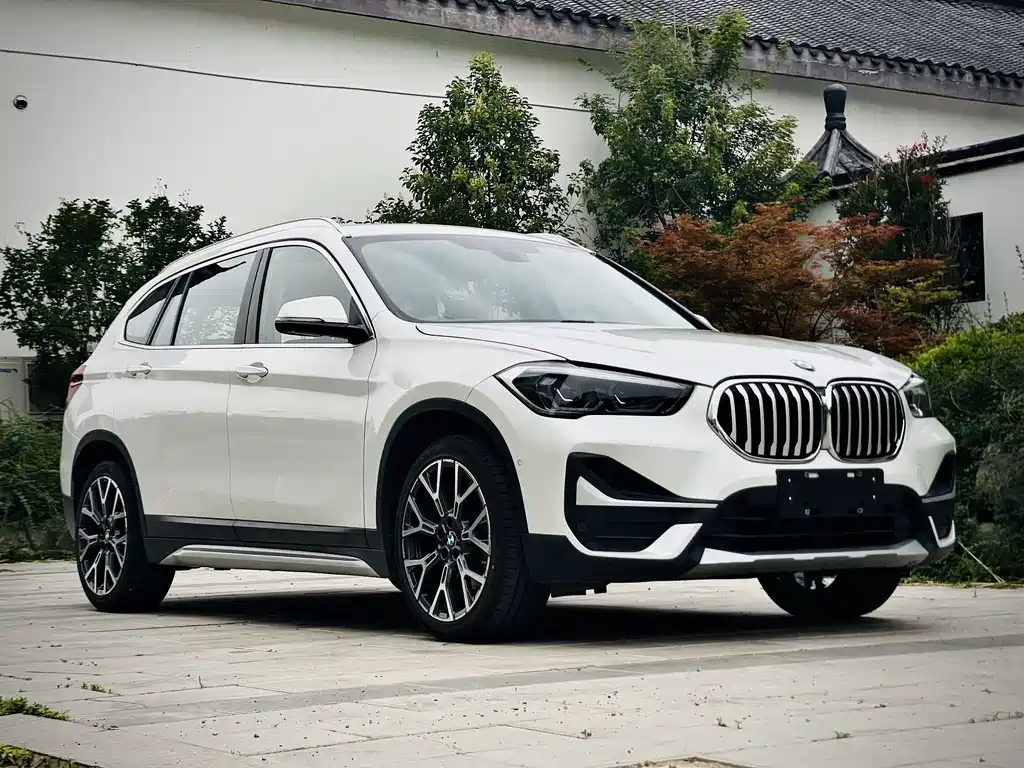 BMW X1 2020 — фото 3