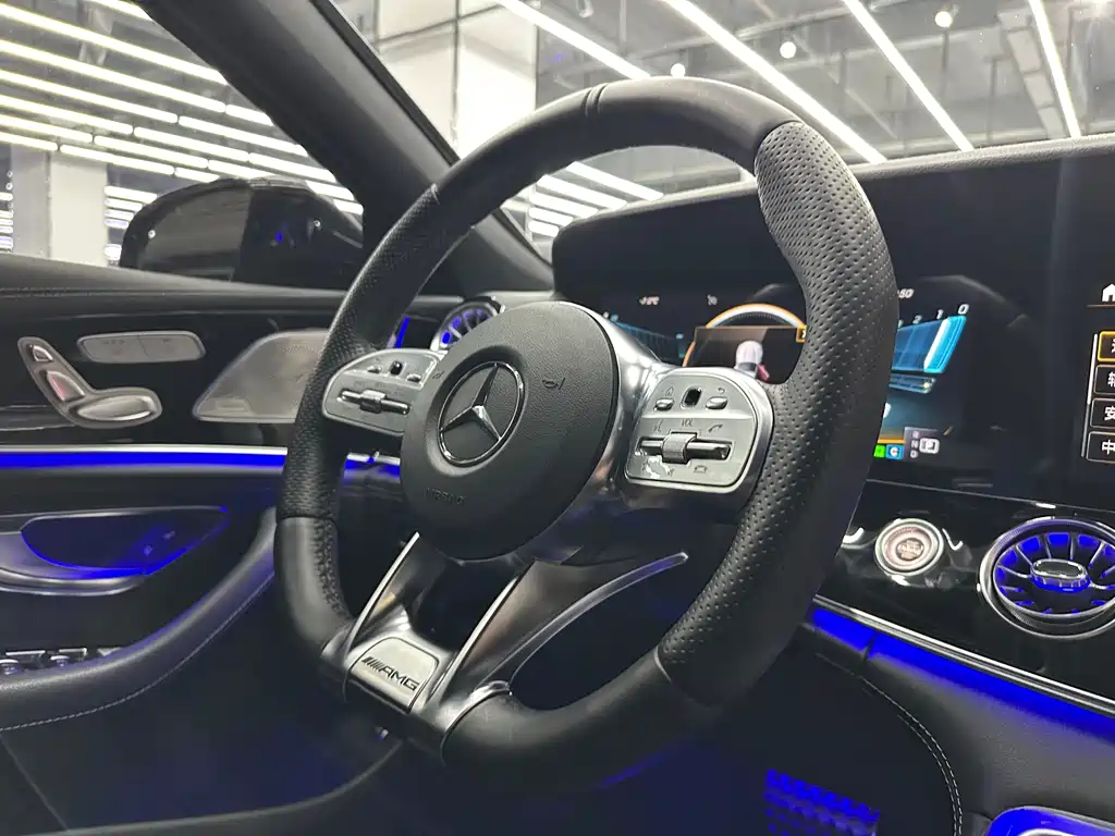 Mercedes-Benz AMG GT 2021 — фото 15