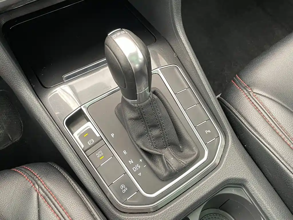 Volkswagen Golf Jialu 2017 — фото 10