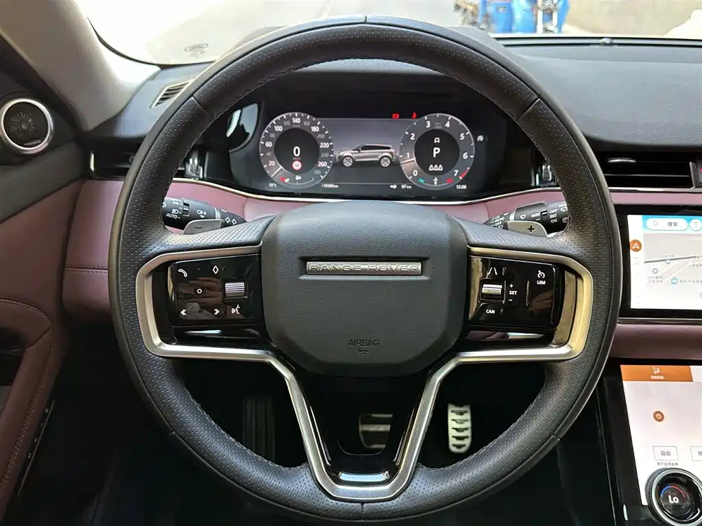 Land Rover Evoque 2023 — фото 12