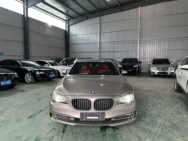 BMW 7 Series 2010