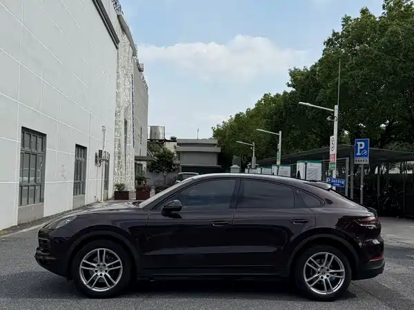 Porsche Cayenne 2020