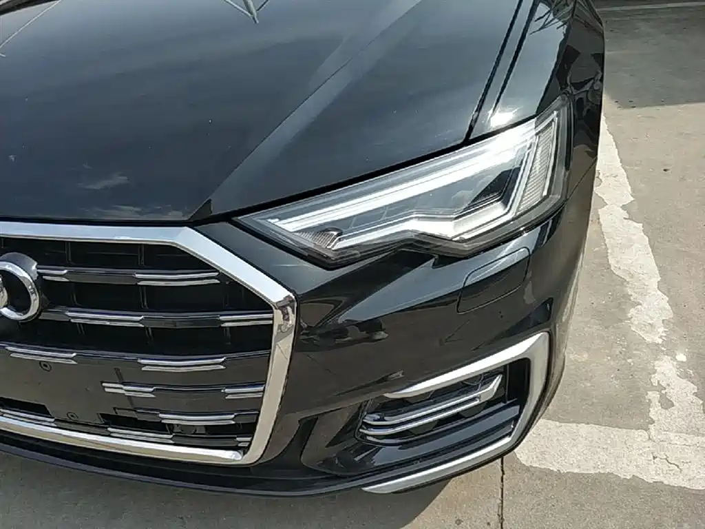 Audi A6L 2023 — фото 24