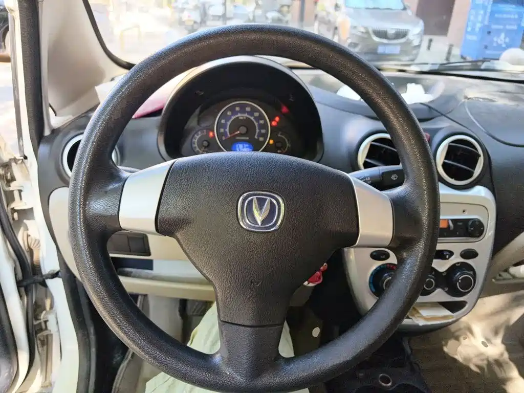 Changan Ben Ben MINI 2016 — фото 11
