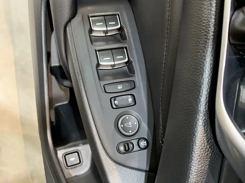 Honda Accord 2022 — фото 15