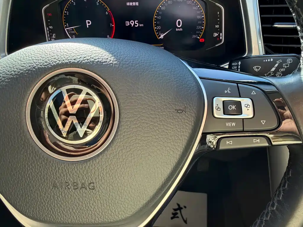 Volkswagen T-Roc 2022 — фото 19