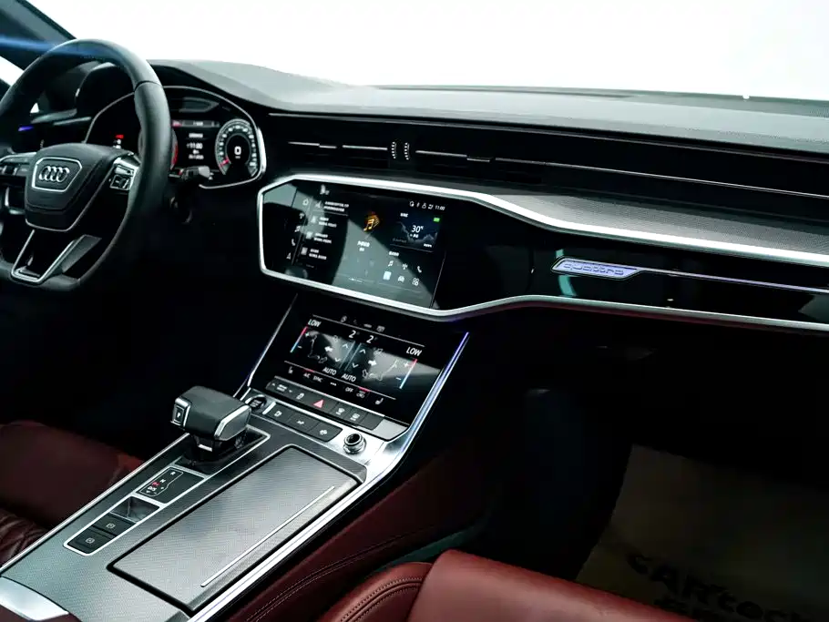Audi A7L 2024 — фото 24