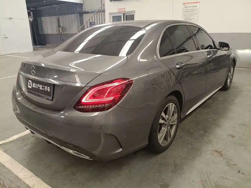 Mercedes-Benz C-Class 2020