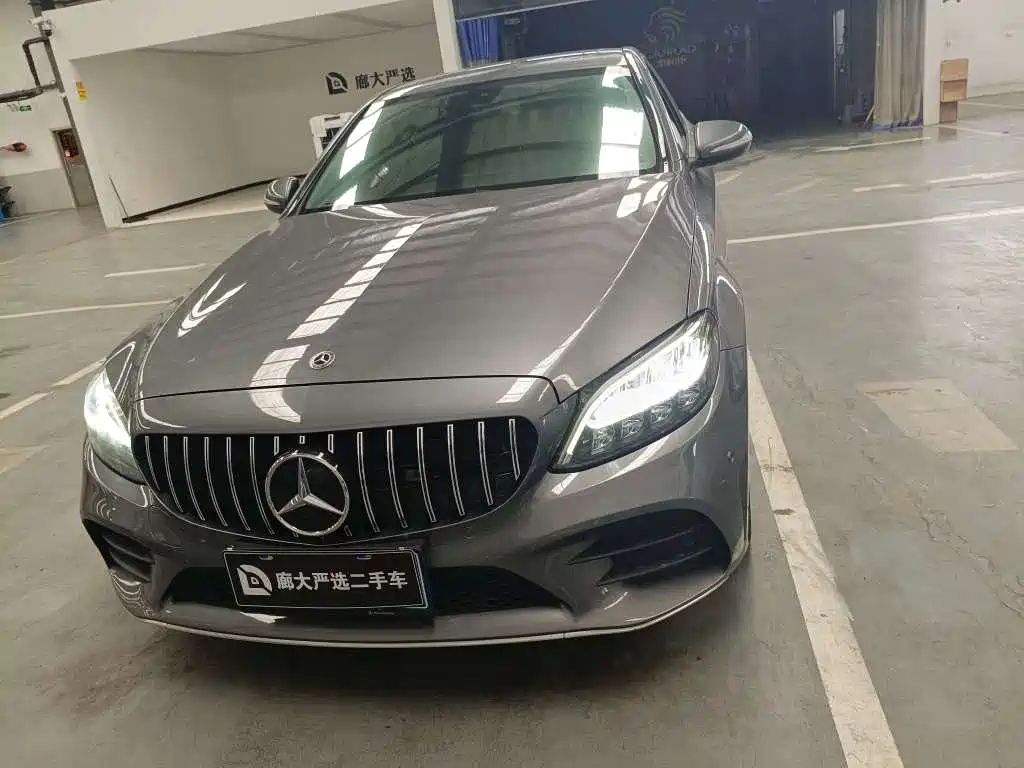 Mercedes-Benz C-Class 2020