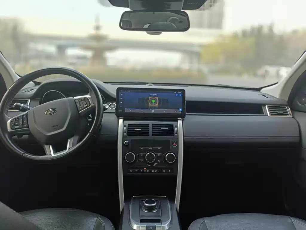 Land Rover Discovery Sport 2019 — фото 6