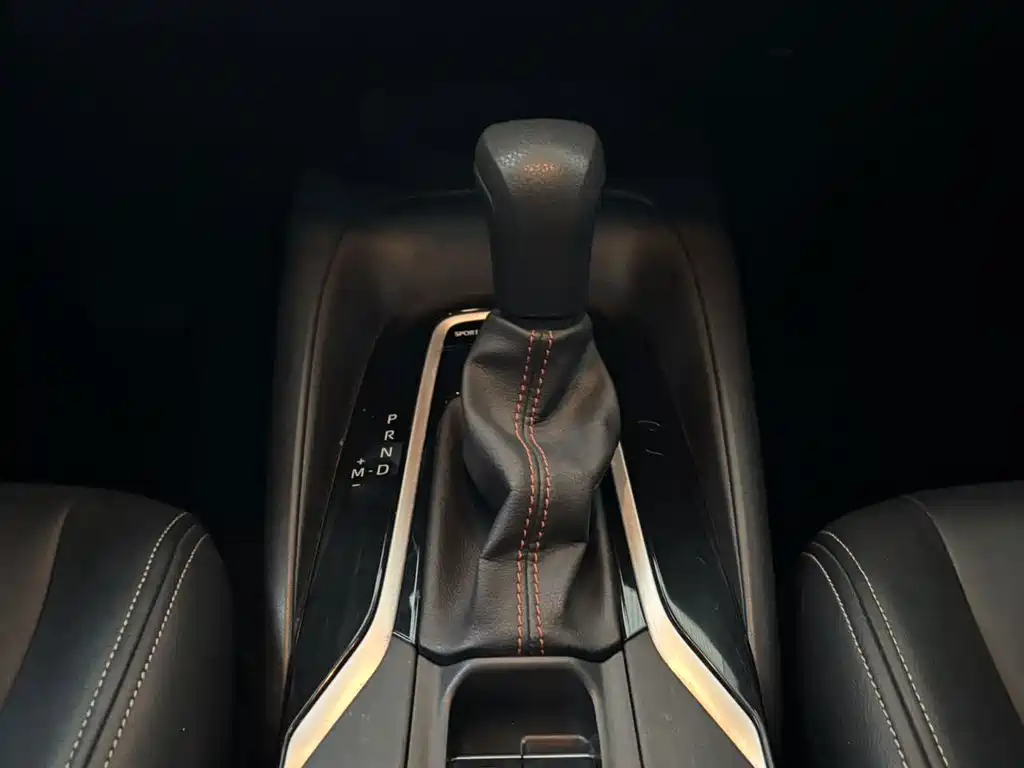 Toyota Corolla 2022 — фото 16