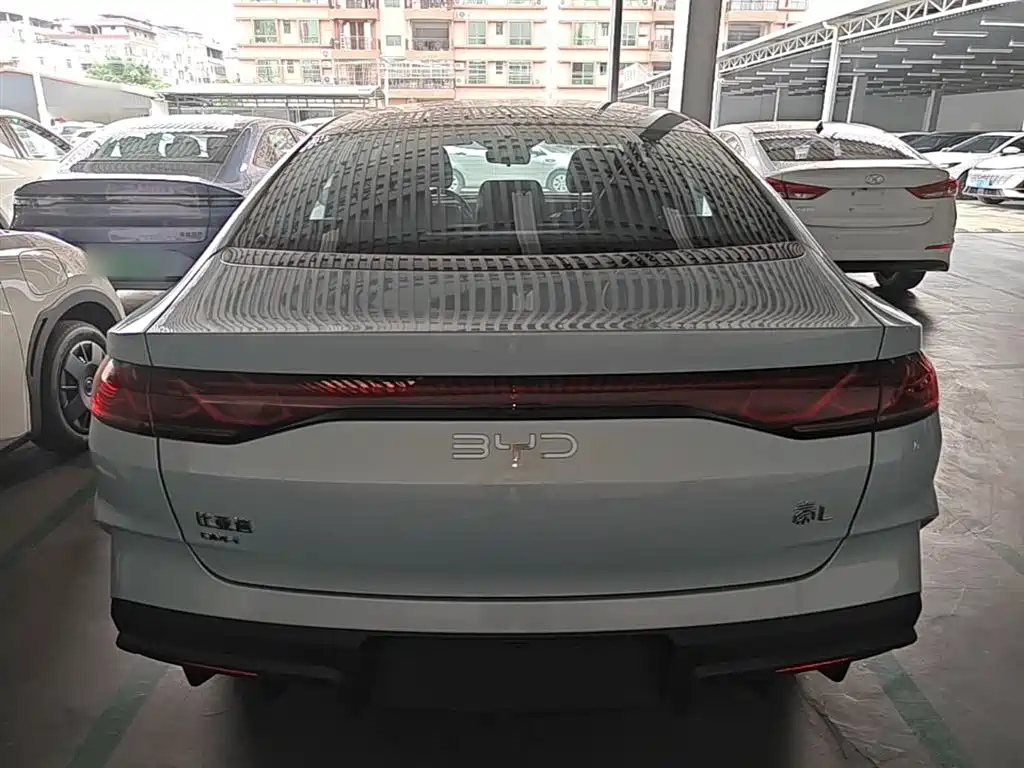 BYD Qin L 2025 — фото 6