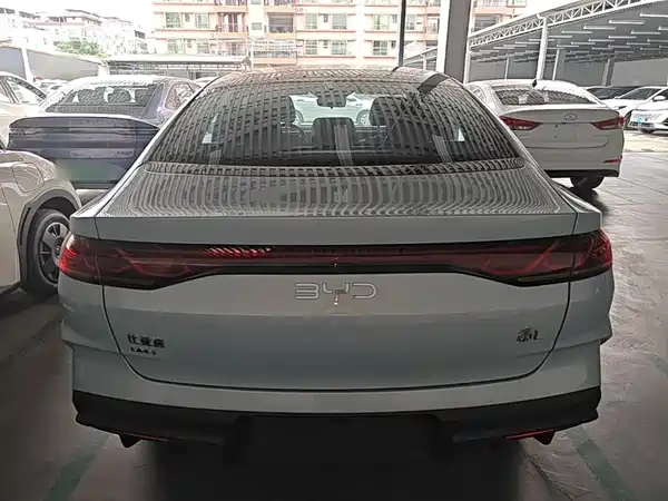 BYD Qin L 2024