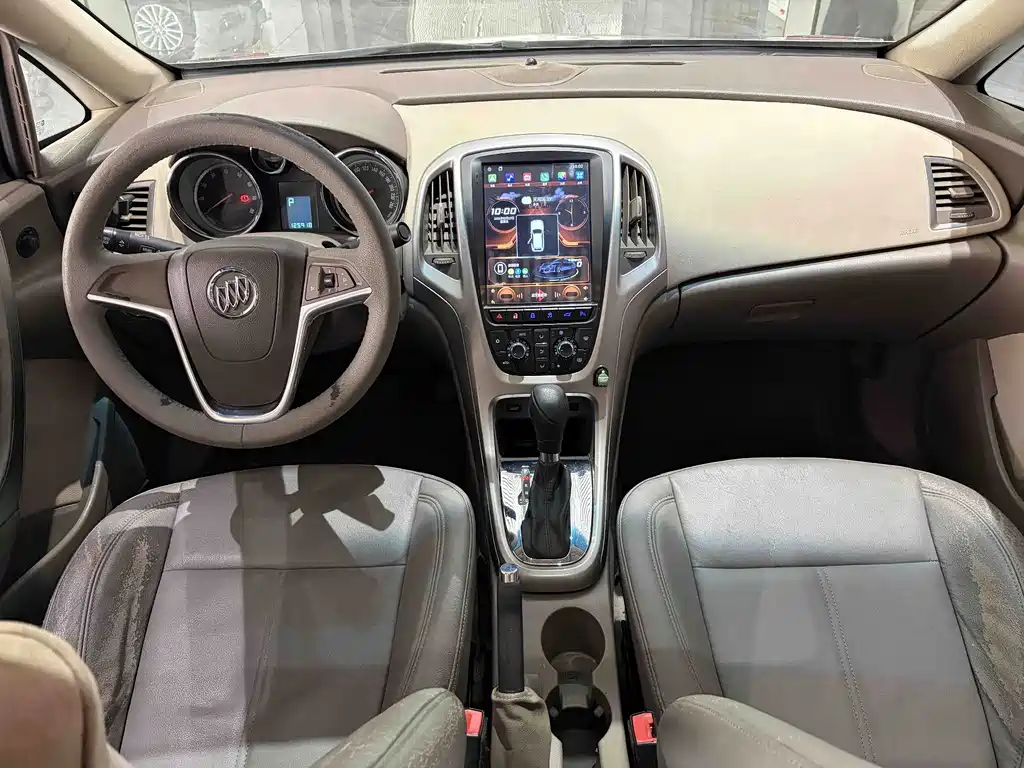 Buick Excelle 2015 — фото 29