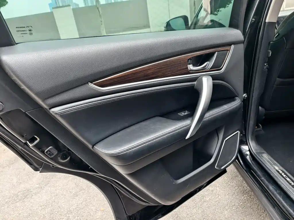 Honda Avancier 2018 — фото 10