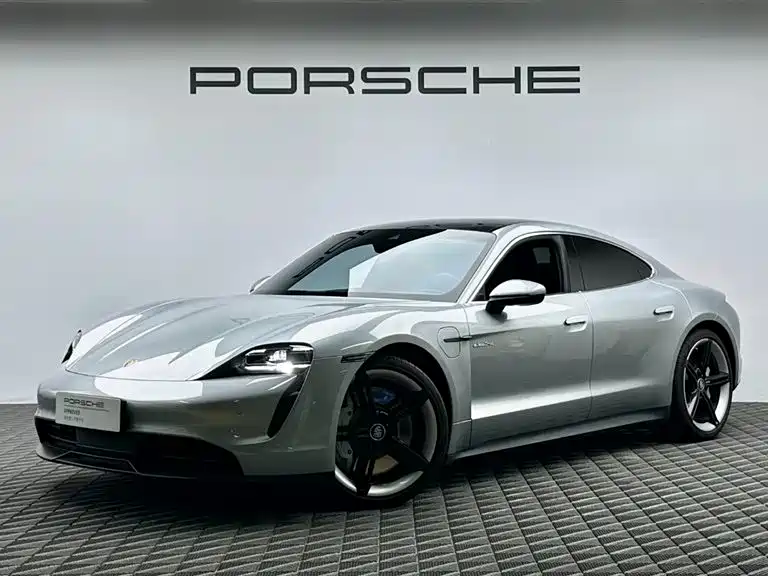 Porsche Taycan 2021 — фото 1