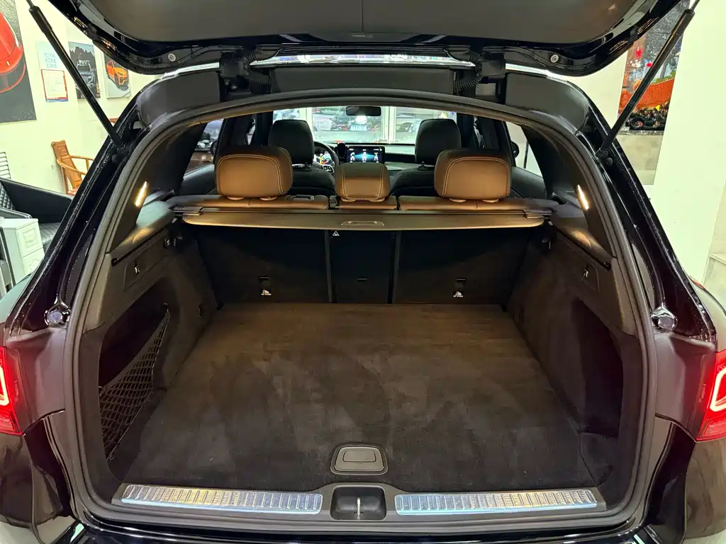 Mercedes-Benz GLC 2021 — фото 19