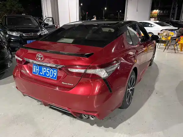 Toyota Camry 2018