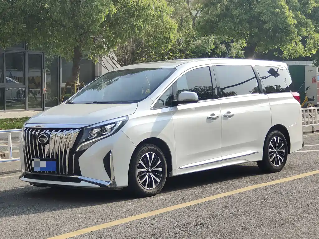 GAC Motor Trumpchi M8 2022 — фото 1