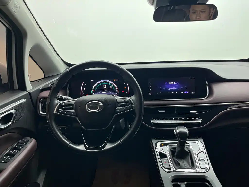 GAC Trumpchi M6 2022 — фото 11