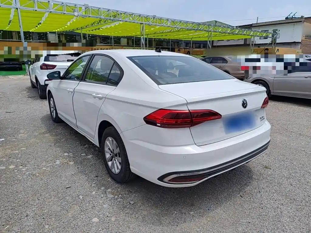 Volkswagen Bora 2024