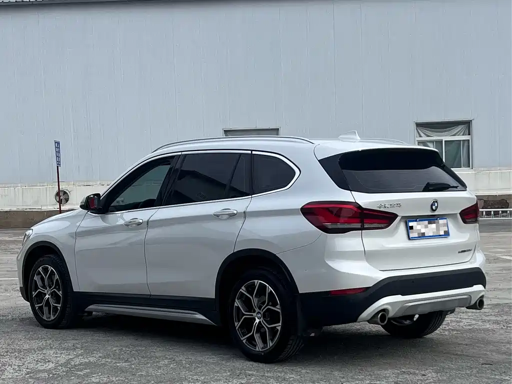 BMW X1 2021 — фото 6
