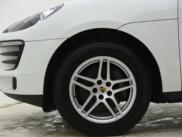 Porsche Macan 2016