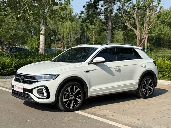Volkswagen T-Roc 2024