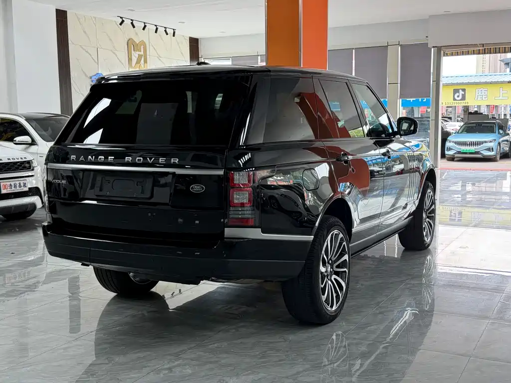 Land Rover Range Rover 2017 — фото 18
