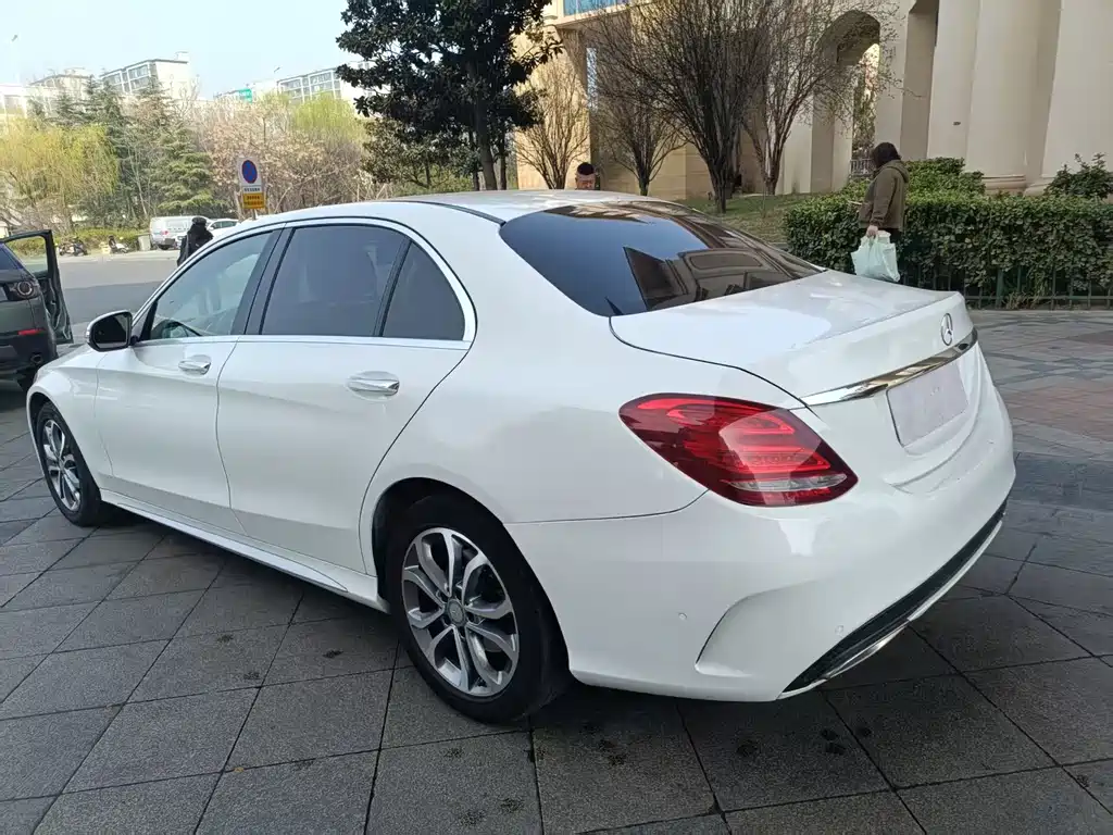 Mercedes-Benz C-Class 2015 — фото 14