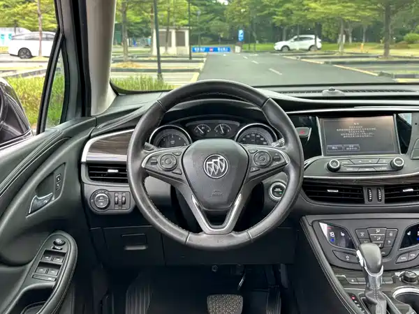 Buick Envision Plus 2018