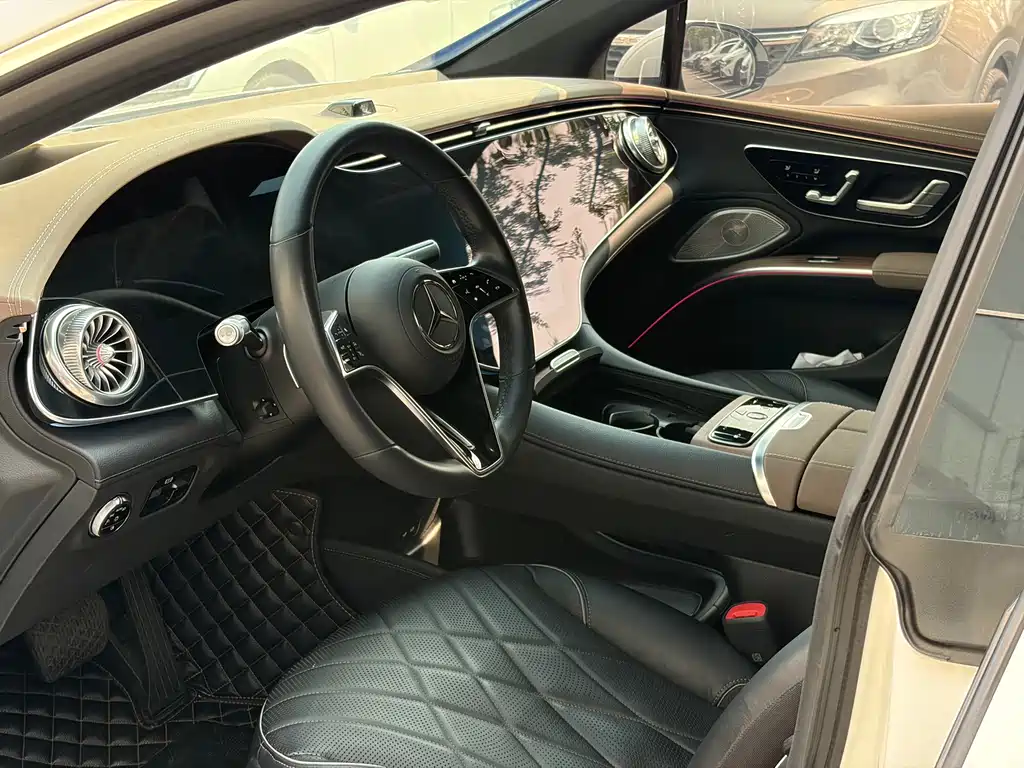 Mercedes-Benz EQS 2023 — фото 21