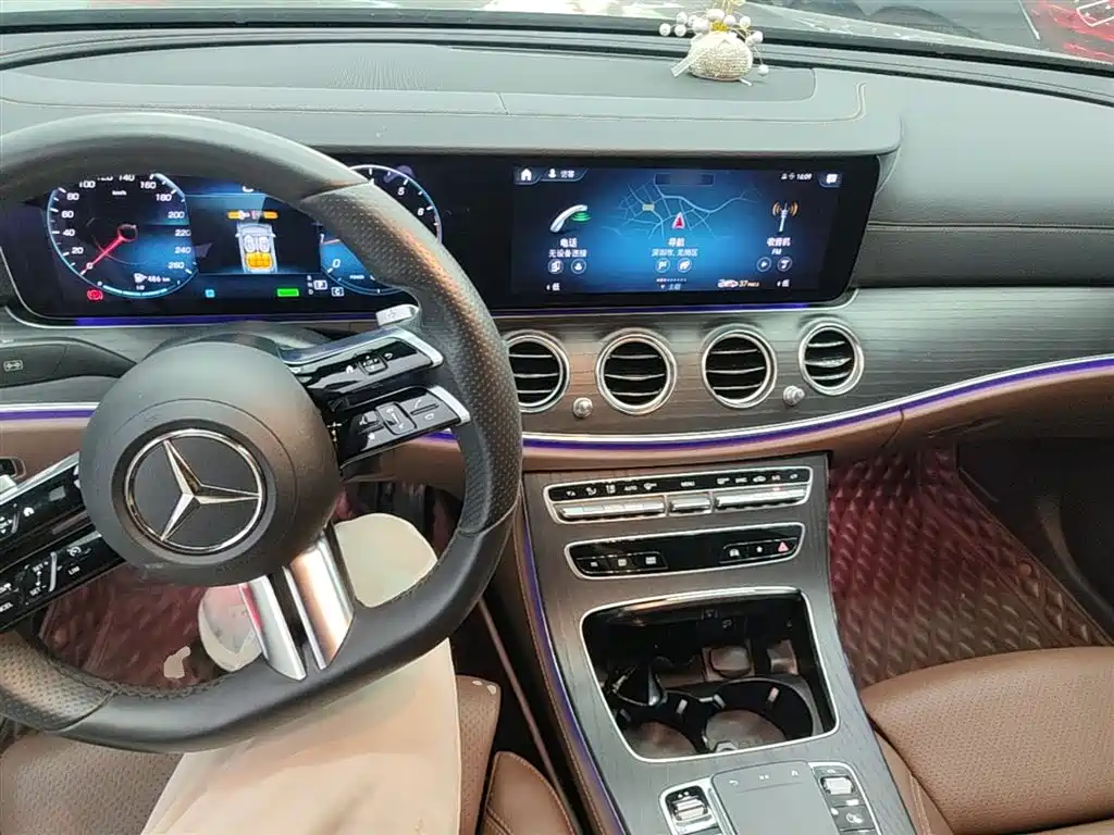 Mercedes-Benz E-Class 2021 — фото 10