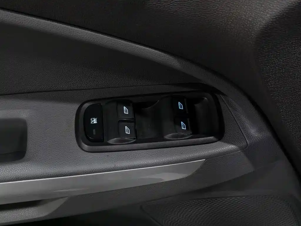 Ford Ecosport 2013 — фото 9