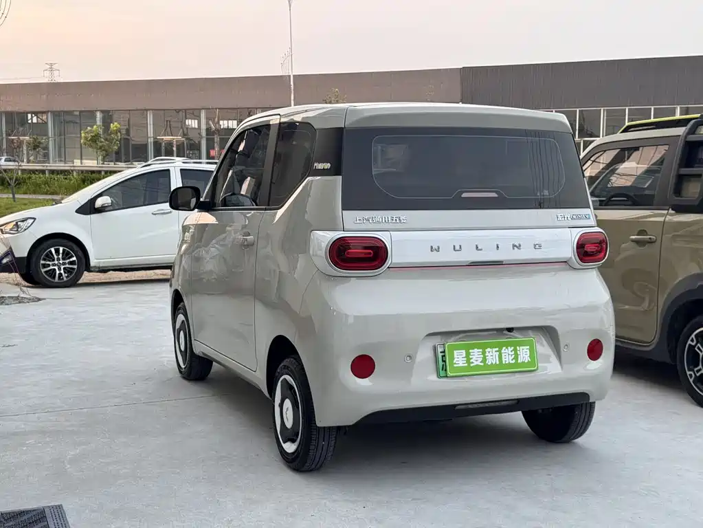 Wuling Hongguang MINIEV 2025