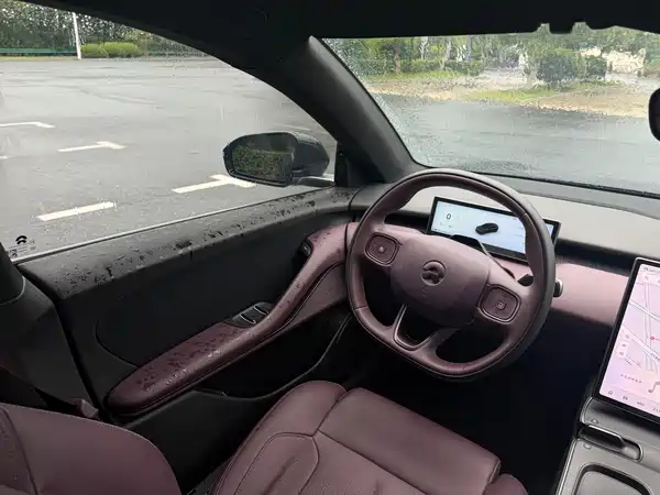 NIO ET5T 2024