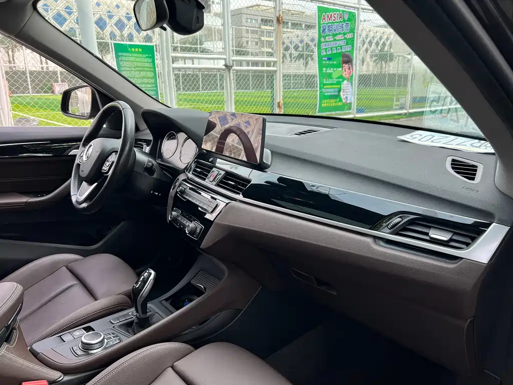 BMW X1 2020 — фото 11