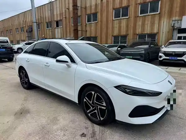 Roewe D7 2024