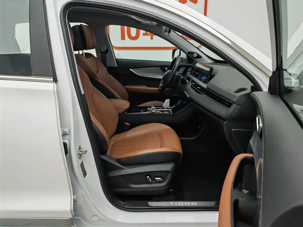 Chery Tiggo 8 PLUS 2021 — фото 23