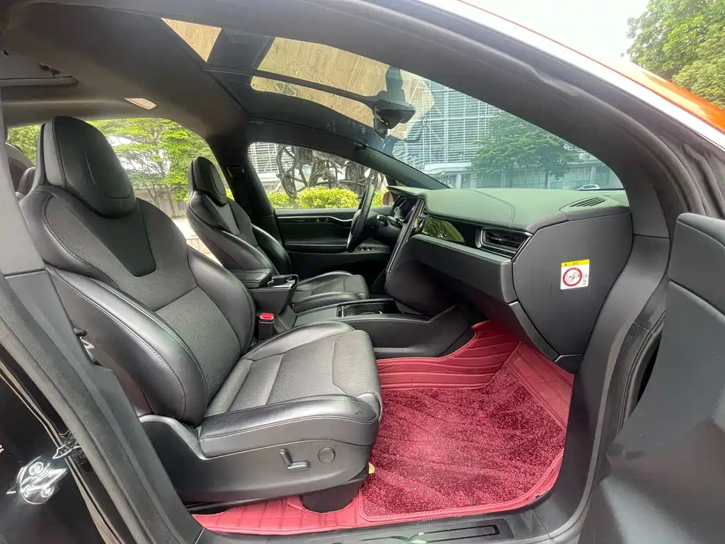 Tesla Model X 2019 — фото 15
